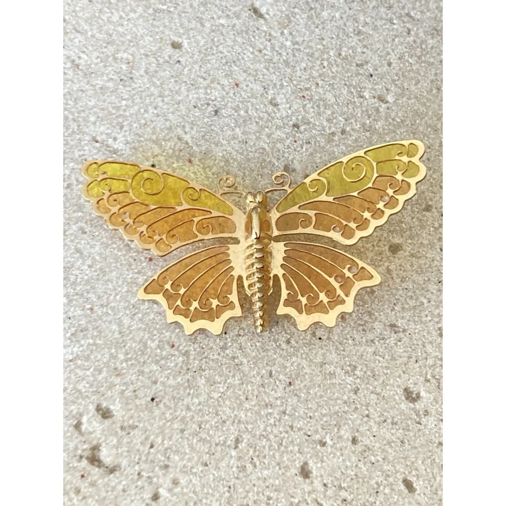 Vintage AVON Luminous‎ Wings Brooch Peachy Honey 1970s Small Whimsical Gold Tone